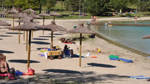 Camping Les 3 Lacs du Soleil - Trept, Rhône-Alpes, France