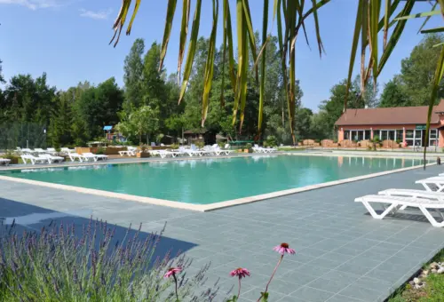 Camping Les 3 Lacs du Soleil - Trept, Rhône-Alpes, France