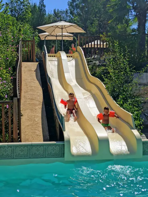 Camping Les Charmes - Saint-André-d'Allas, Dordogne, France