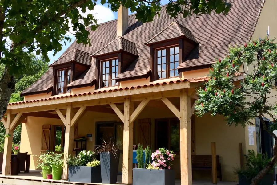 Camping Les Charmes - Saint-André-d'Allas, Dordogne, France